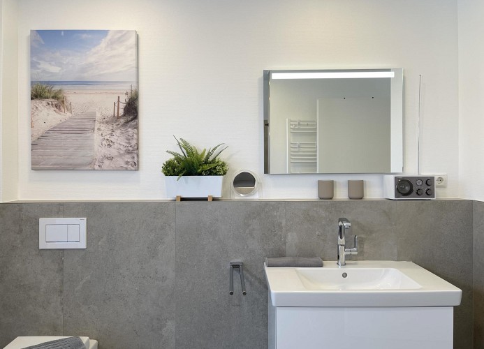 AM DAHMER LEUCHTTURM 23C