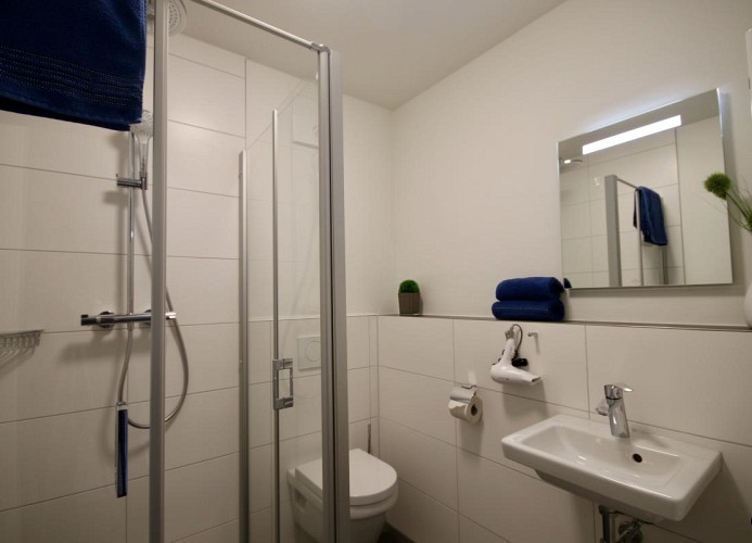 REFUGIUM 1