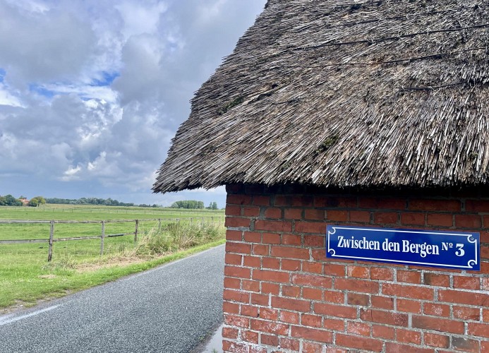 REETDACHKATE HILLGROVEN