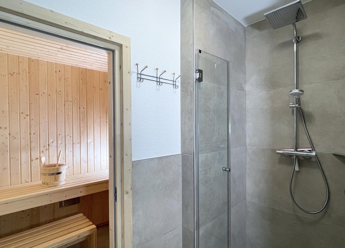 SEESTRASSE 39/1 - LEE