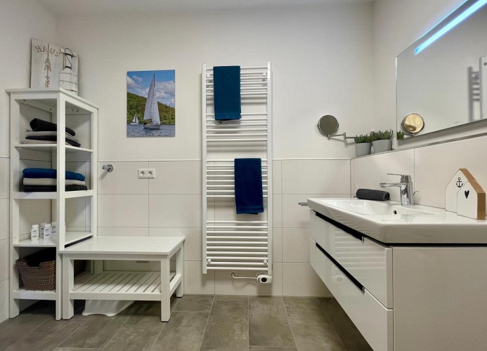 Sonnenweg 48-6  MIRO