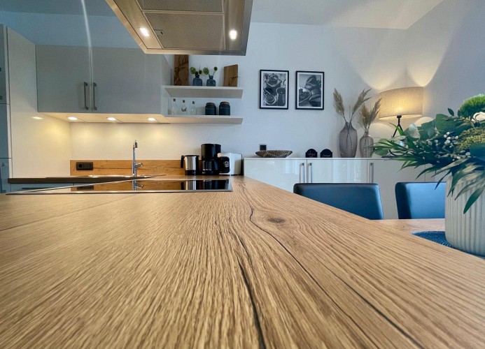 Sonnenweg 48-6  MIRO