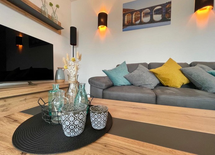 Sonnenweg 48-6  MIRO