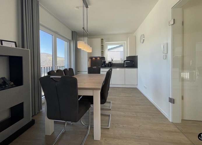 Küchen-/ Essbereich