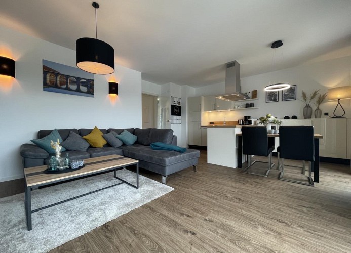 Sonnenweg 48-6  MIRO