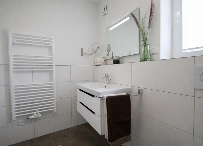 REFUGIUM 5