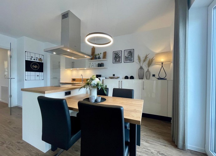 Sonnenweg 48-6  MIRO