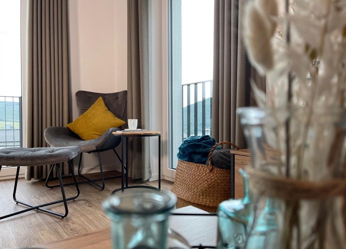 Sonnenweg 48-6  MIRO