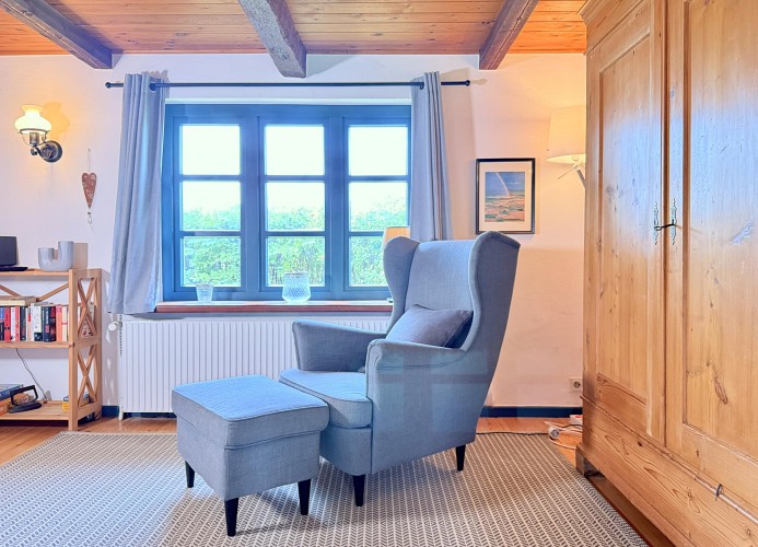 REETDACHKATE HILLGROVEN