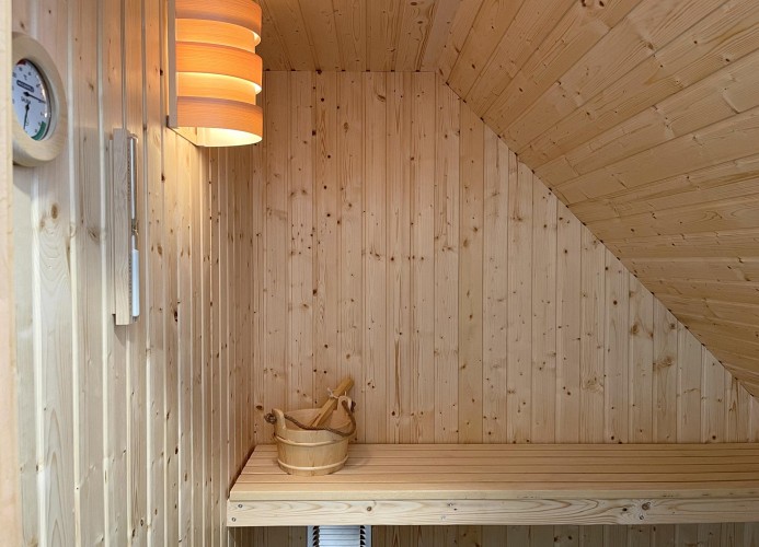 AM DAHMER LEUCHTTURM 23C