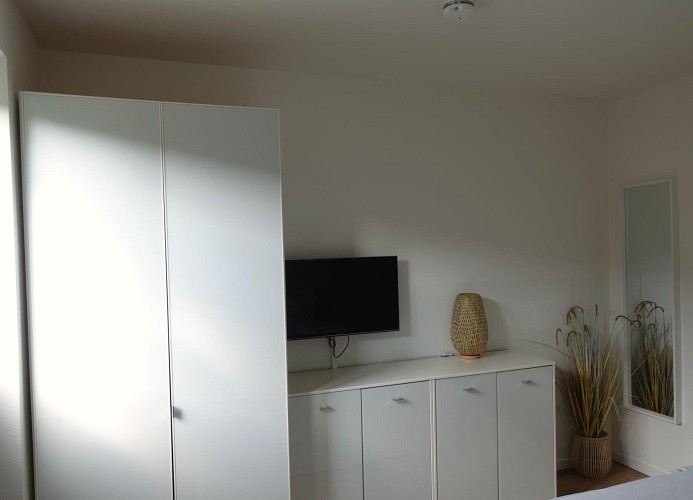 REFUGIUM 5