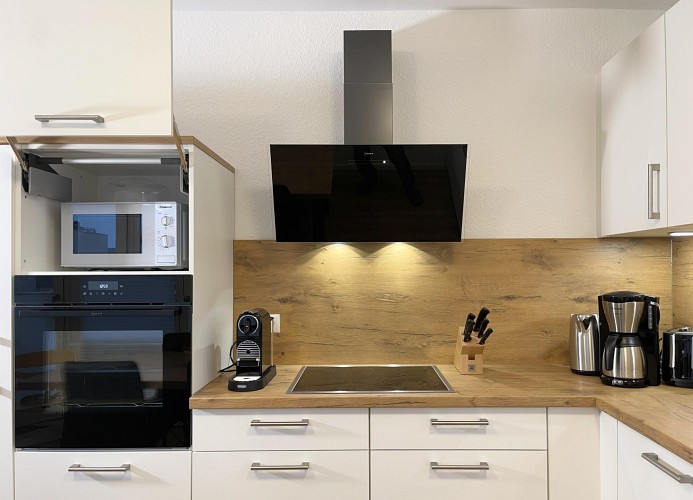 SEESTRASSE 39-3 - LEE