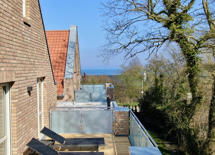 AM DAHMER LEUCHTTURM 23F