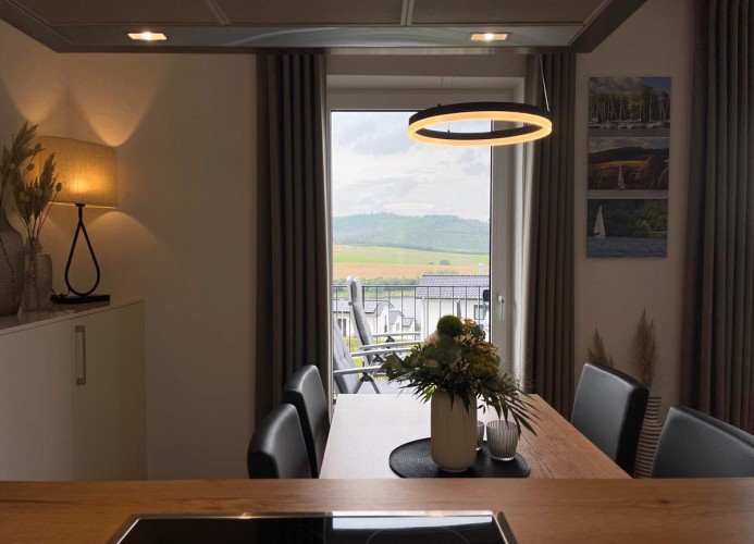 Sonnenweg 48-6  MIRO